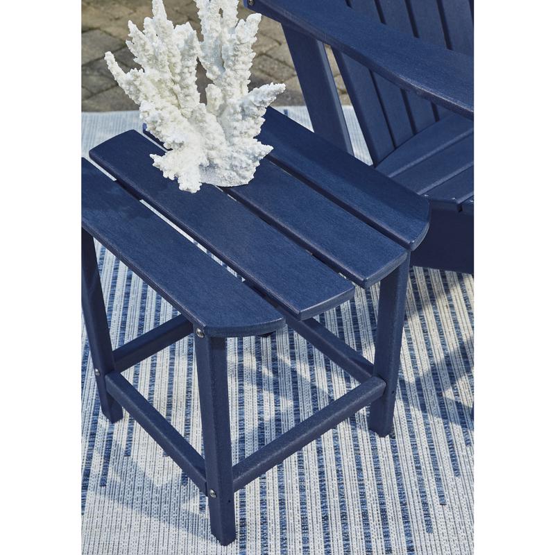Signature Design by Ashley Sundown Treasure Blue Rectangular Plastic Casual End Table