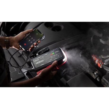 NOCO Automatic 12 V 1750 amps Battery Jump Starter
