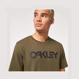 Oakley M Short Sleeve Men's Crew Neck Brush/Black Mark II Tee 2.0 Tee Shirt