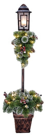 Santas Forest 29860 Lamp Post, Internal Light/Music: Internal Light