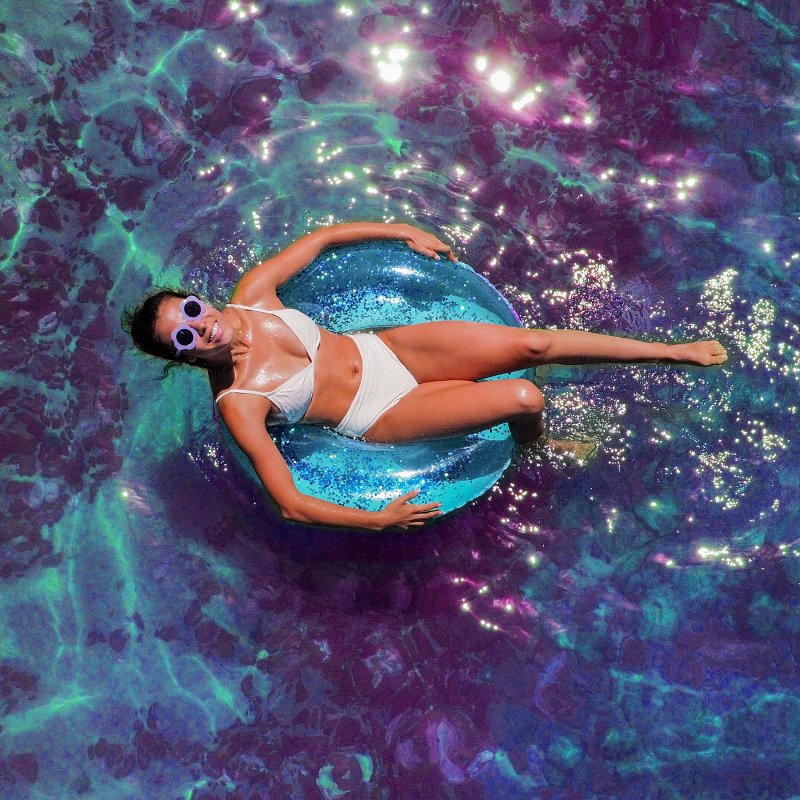 PoolCandy SplashParty Series PC2236AQG Beach and Pool Tube, Aqua Glitter