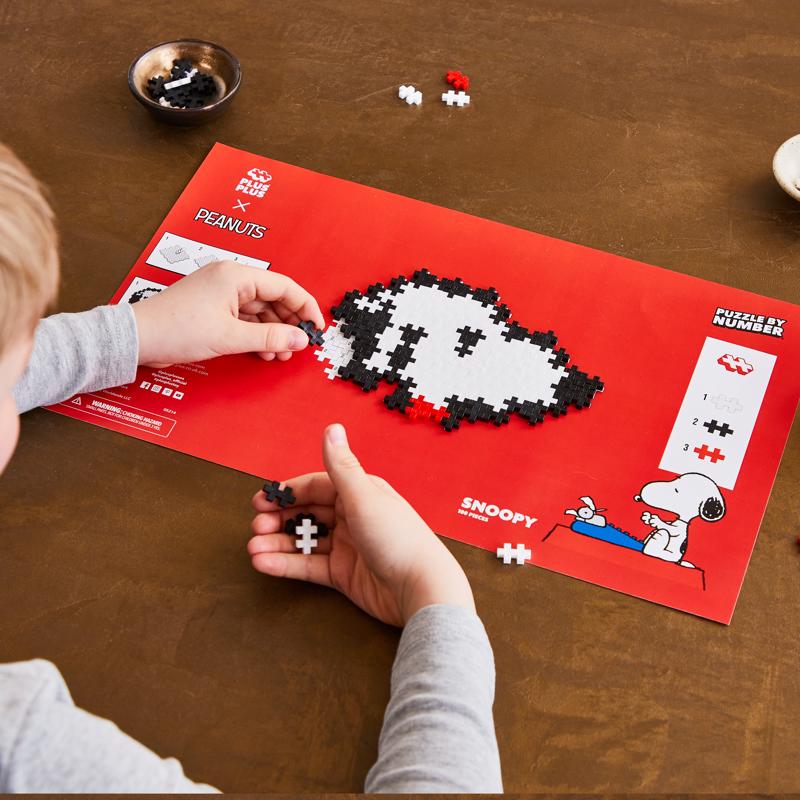 Plus-Plus Peanuts Puzzle By Number Building Toy 100 pc, Pack of 24