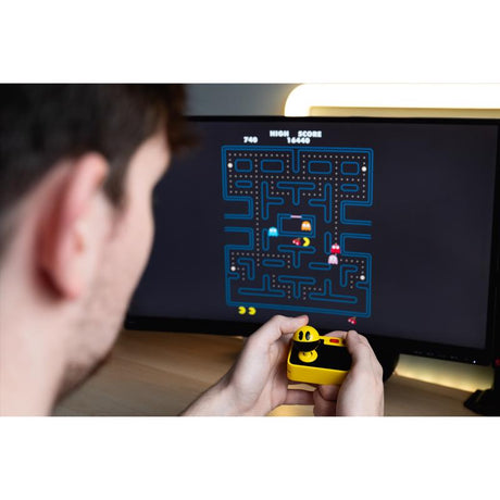 PAC-MAN Plug and Play Game