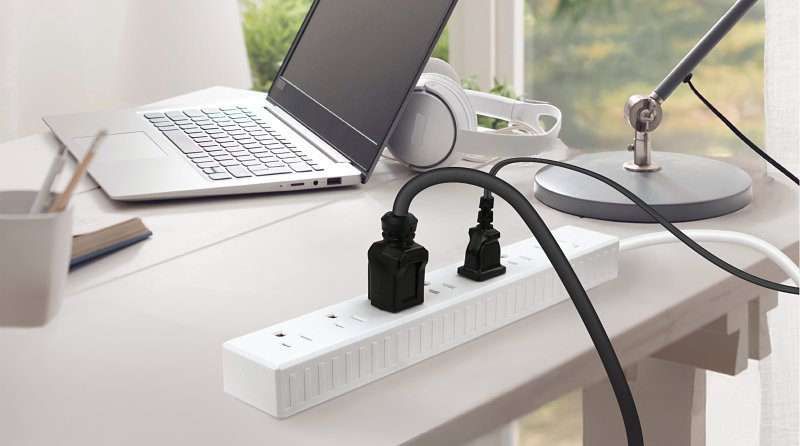 PowerZone OR802126 Surge Protector Power Strip, 125 V, 15 A, 6-Outlet, 1000 J Energy, White
