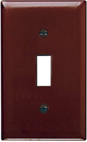 Legrand TradeMaster TP TP1CC15 Wallplate, 4.6875 in L, 2.937 in W, 1 -Gang, Nylon, Brown