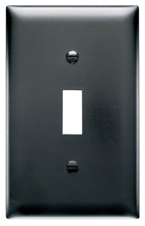 Pass & Seymour TradeMaster TP TP1BKCC15 Wallplate, 4.6875 in L, 2.937 in W, 1 -Gang, Nylon, Black